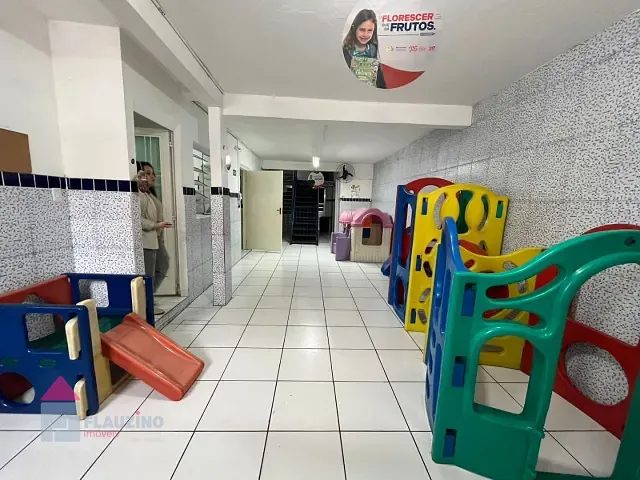 Sobrado com 100m² 11 quartos e 8 banheiros, para alugar, no bairro Jardim Santa Efigênia em São Paulo