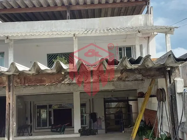 Sobrado com 360m² 3 quartos e 4 banheiros, à venda, no bairro Jardim Lavínia em São Bernardo do Campo