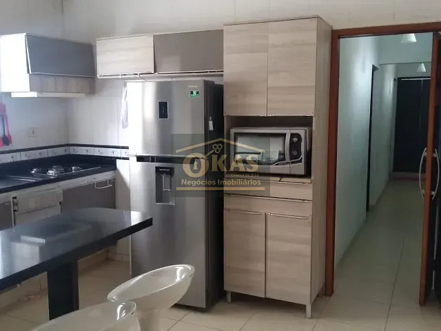 Sobrado com 264m² 2 quartos e 2 banheiros, à venda, no bairro Parque Residencial Casa Branca em Suzano