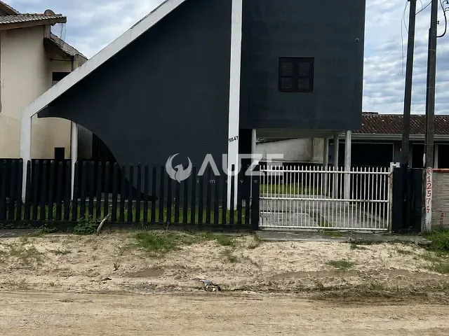 Sobrado com 305m² 2 quartos e 2 banheiros, à venda, no bairro inajá em Matinhos