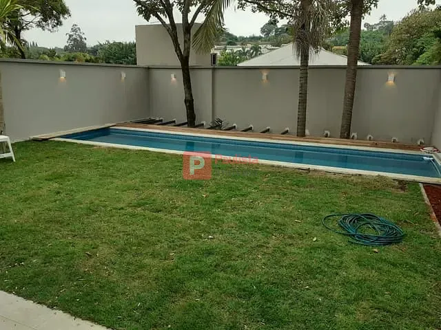 Sobrado com 420m² 4 quartos e 5 banheiros, à venda, no bairro Jardim Cordeiro em São Paulo