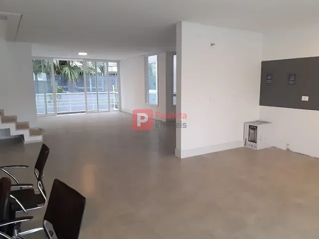 Sobrado com 420m² 4 quartos e 5 banheiros, à venda, no bairro Jardim Cordeiro em São Paulo