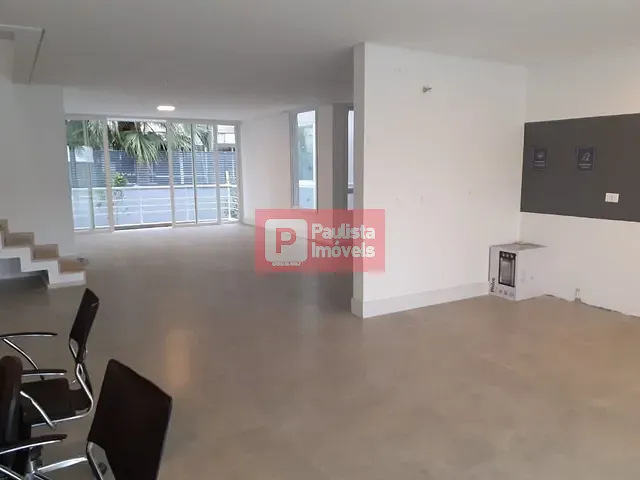 Sobrado com 420m² 4 quartos e 5 banheiros, à venda, no bairro Jardim Cordeiro em São Paulo