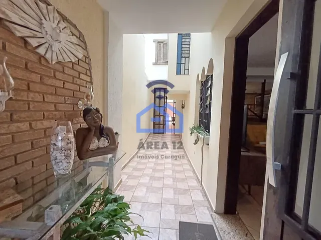 Sobrado com 173m² 3 quartos e 3 banheiros, à venda, no bairro Jardim Primavera em Caraguatatuba