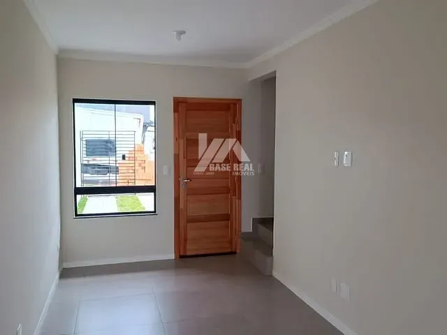 Sobrado com 64m² 2 quartos e 2 banheiros, à venda, no bairro Residencial Parque dos Pinheiros em Ponta Grossa