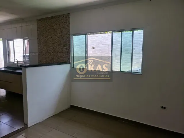 Sobrado com 300m² 2 quartos e 1 banheiro, à venda, no bairro Jardim Santa Inês em Suzano