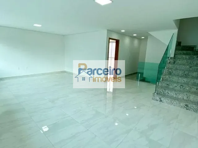 Casa com 124m² 3 quartos e 2 banheiros, à venda, no bairro Vila Esperança em São Paulo