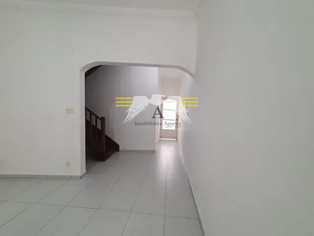 Sobrado com 100m² 4 quartos e 2 banheiros, à venda ou para alugar, no bairro Belém em São Paulo