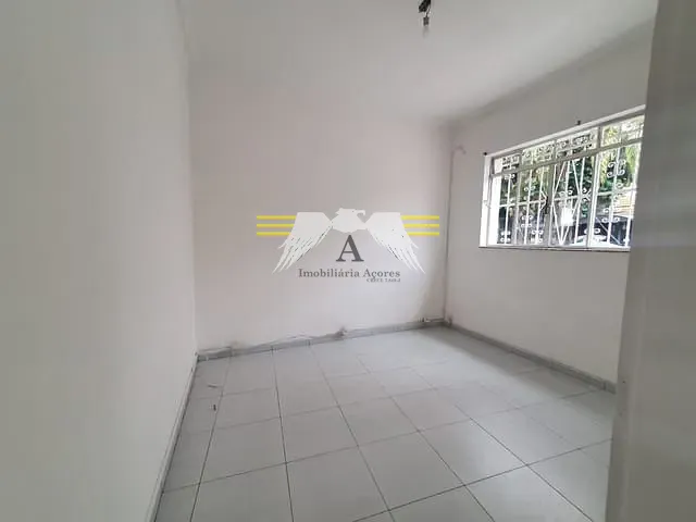 Sobrado com 100m² 4 quartos e 2 banheiros, à venda ou para alugar, no bairro Belém em São Paulo