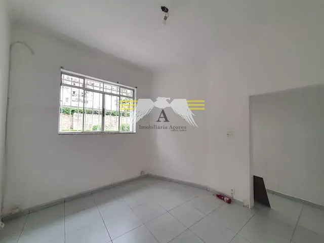 Sobrado com 100m² 4 quartos e 2 banheiros, à venda ou para alugar, no bairro Belém em São Paulo