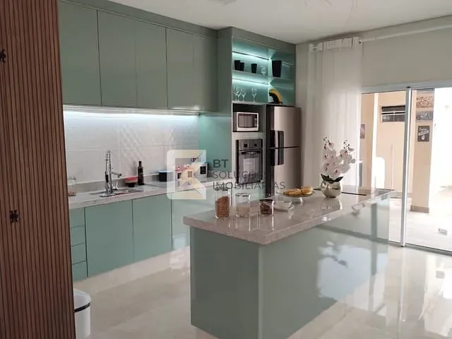 Sobrado com 150m² 3 quartos e 2 banheiros, à venda, no bairro Parque Barnabé em Indaiatuba