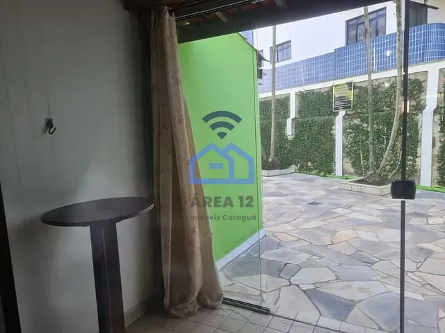 Sobrado com 96m² 2 quartos e 2 banheiros, à venda, no bairro Indaiá em Caraguatatuba