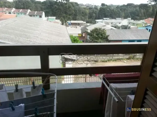 Sobrado 3 quartos e 2 banheiros, à venda, no bairro Cidade Nova em Caxias do Sul