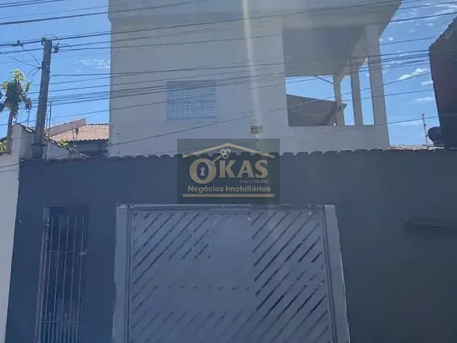 Sobrado com 210m² 3 quartos e 2 banheiros, à venda, no bairro Vila Urupês em Suzano