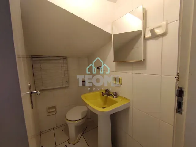 Sobrado com 135m² 3 quartos e 2 banheiros, à venda, no bairro Independência em Taubaté