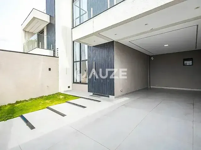 Sobrado com 196m² 3 quartos e 3 banheiros, à venda, no bairro Capão da Imbuia em Curitiba