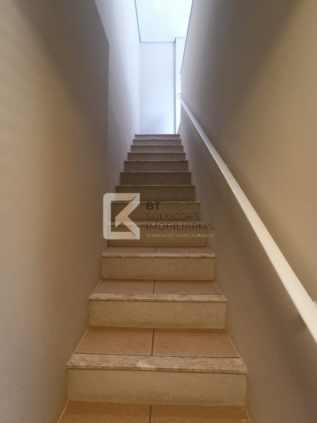 Sobrado para alugar com 1 quarto, 90m² - Foto 3