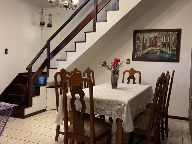 Foto do Sobrado - Sobrado com 5 dormitórios à venda, 202 m²  - Vila Silviânia - Carapicuíba/SP | Collina Imóveis