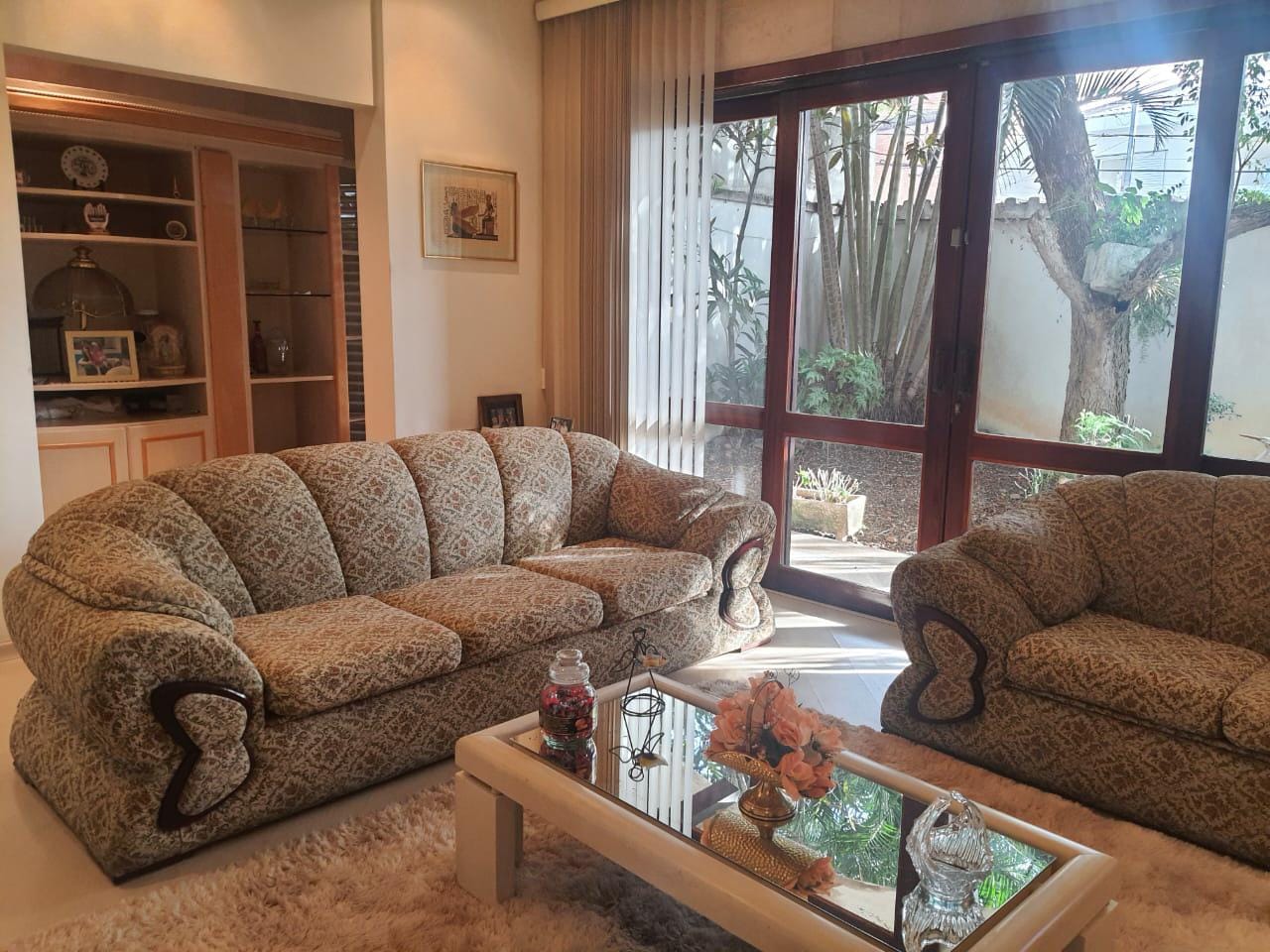 Sobrado à venda 3 Quartos, 1 Suite, 12 Vagas, 300M², Cerâmica, São Caetano do Sul - SP