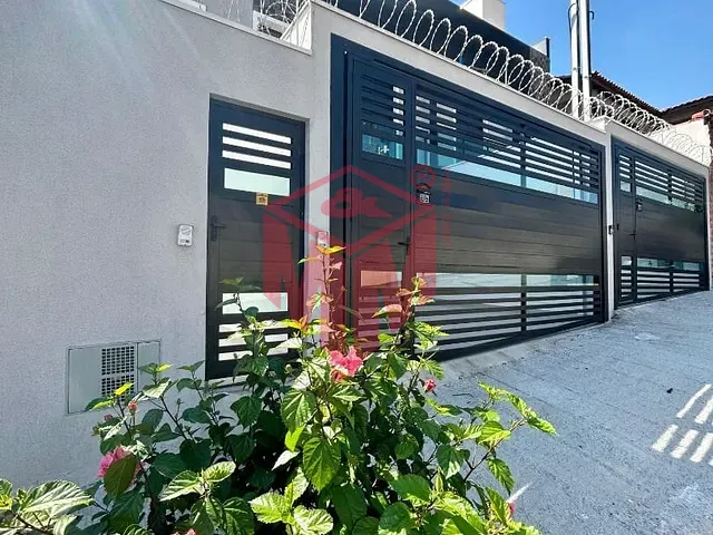 Sobrado 2 quartos e 4 banheiros, à venda, no bairro Jardim Santo Alberto em Santo André