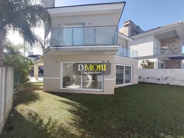 Sobrado com 220m² 3 quartos e 2 banheiros, à venda, no bairro São Vicente em Gravataí