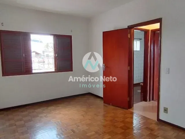 Sobrado com 93m² 3 quartos e 2 banheiros, à venda, no bairro Olímpico em São Caetano do Sul