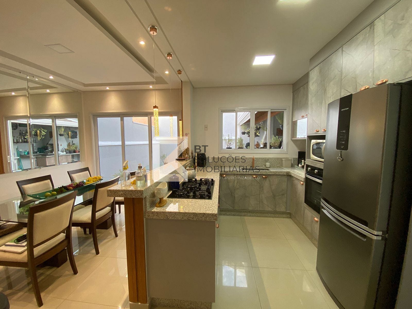 Sobrado à venda com 3 quartos, 136m² - Foto 6