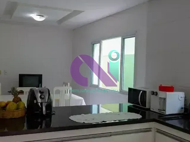 Sobrado com 130m² 4 quartos e 5 banheiros, à venda, no bairro Umuarama em Osasco