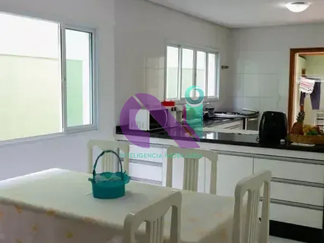 Sobrado com 130m² 4 quartos e 5 banheiros, à venda, no bairro Umuarama em Osasco