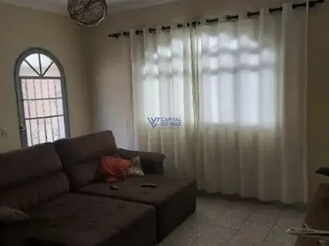 Sobrado 3 quartos e 2 banheiros, à venda, no bairro Jardim América em São José dos Campos