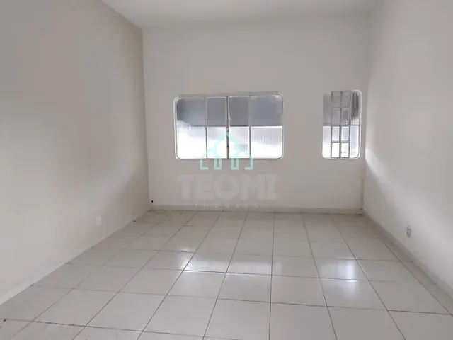 Sobrado com 231m², à venda, no bairro Centro em Taubaté