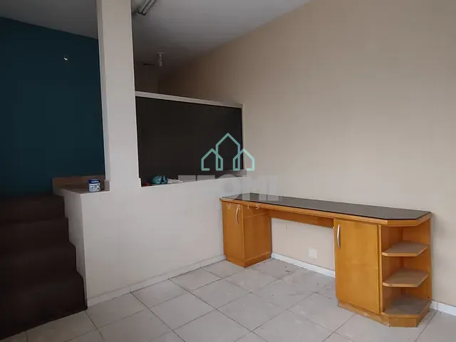Sobrado com 231m², à venda, no bairro Centro em Taubaté
