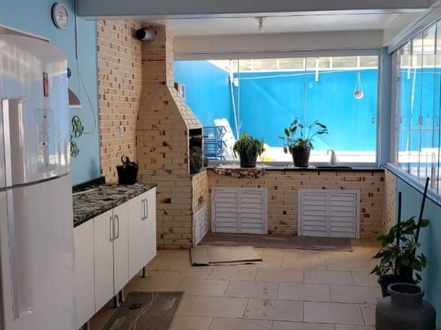 Casa com 225m² 5 quartos e 4 banheiros, à venda, no bairro Centro em Capão do Leão
