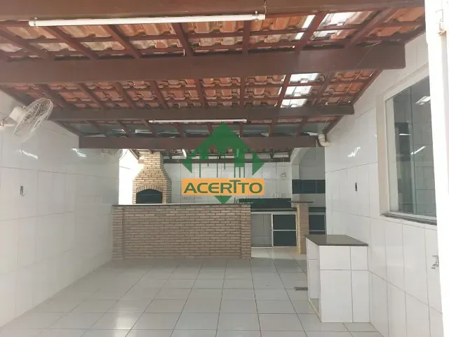 Sobrado com 300m² 5 quartos e 5 banheiros, à venda, no bairro Dona Amélia em Araçatuba