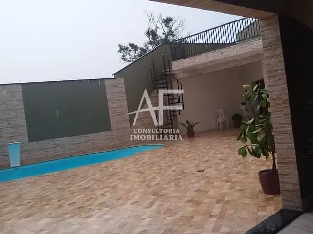 Sobrado com 380m² 3 quartos e 2 banheiros, à venda, no bairro Flor Do Vale em Tremembé