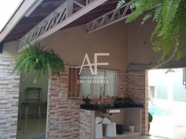 Sobrado com 380m² 3 quartos e 2 banheiros, à venda, no bairro Flor Do Vale em Tremembé