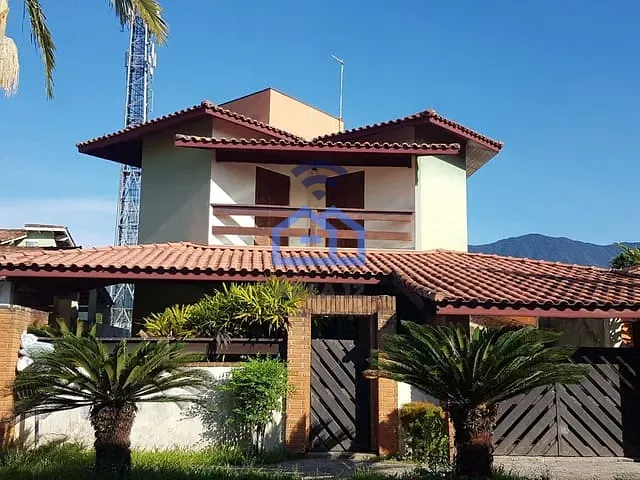 Sobrado com 321m² 5 quartos e 5 banheiros, à venda, no bairro Capricórnio I em Caraguatatuba