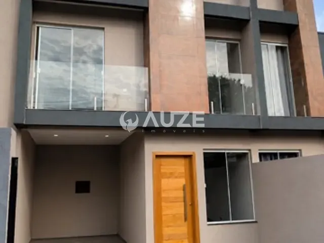 Sobrado com 90m² 3 quartos e 2 banheiros, à venda, no bairro Campo Comprido em Curitiba