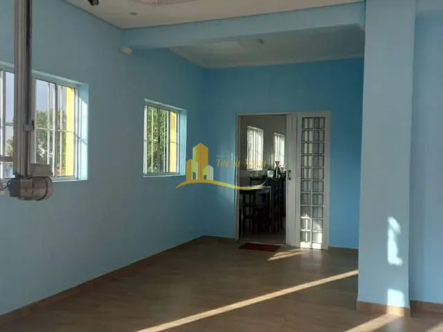 Sobrado 3 quartos e 2 banheiros, à venda, no bairro Vila Carmosina em São Paulo