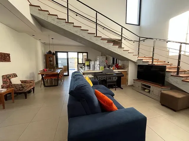 Sobrado com 262m², à venda, no bairro Residencial Portal do Lago em Sumaré