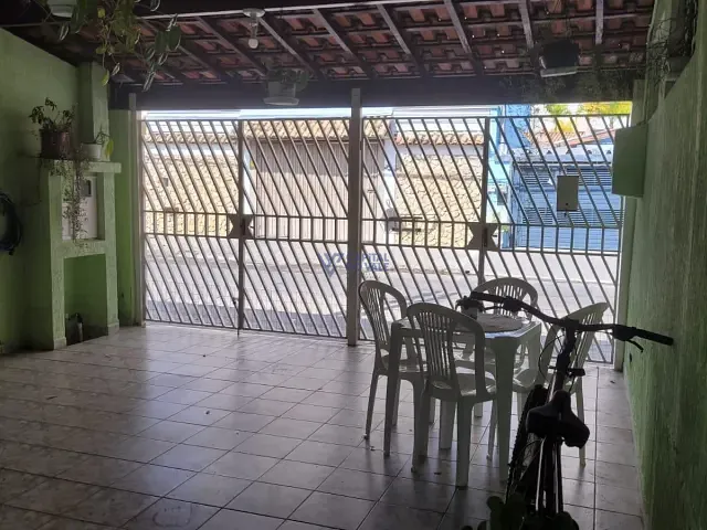 Sobrado com 125m² 3 quartos e 3 banheiros, à venda, no bairro Jardim das Indústrias em São José dos Campos