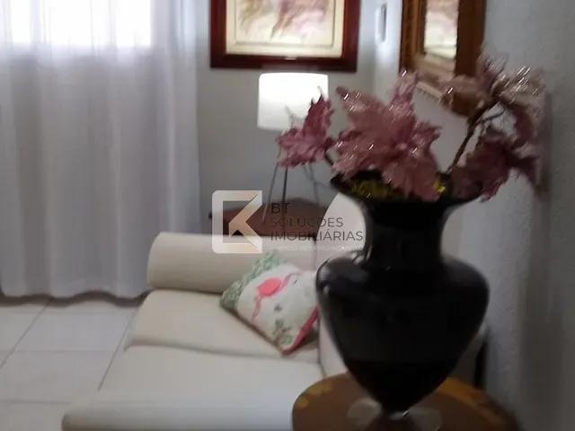 Sobrado com 125m² 3 quartos e 2 banheiros, à venda, no bairro Jardim Regente em Indaiatuba