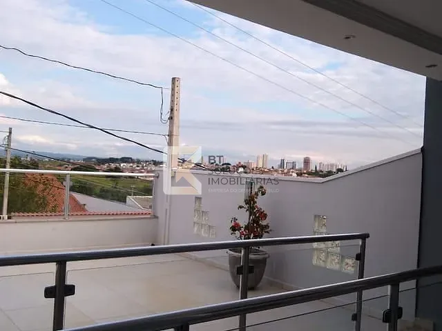 Sobrado com 125m² 3 quartos e 2 banheiros, à venda, no bairro Jardim Regente em Indaiatuba
