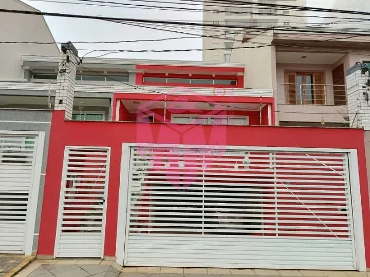 Sobrado, 3 quartos, 249 m² - Foto 1