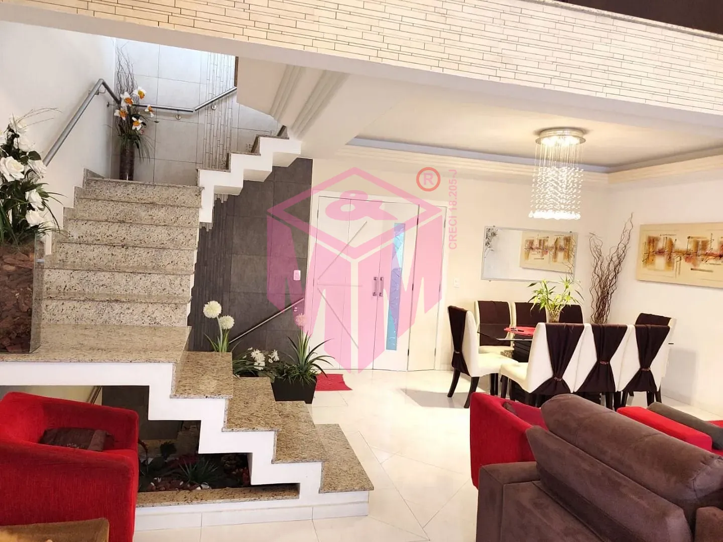 Sobrado, 3 quartos, 249 m² - Foto 2