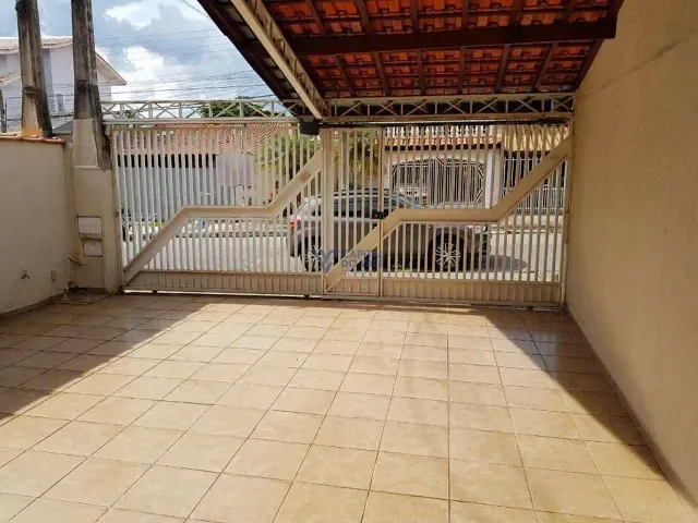 Sobrado 4 quartos e 3 banheiros, à venda, no bairro Jardim das Indústrias em São José dos Campos