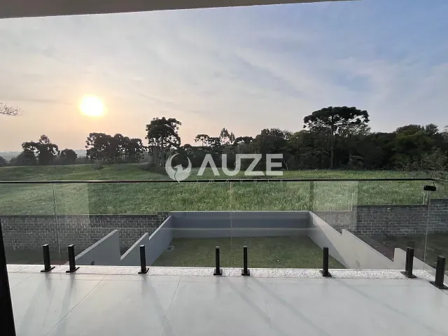 Sobrado com 401m² 3 quartos e 4 banheiros, à venda, no bairro Botiatuva em Campo Largo