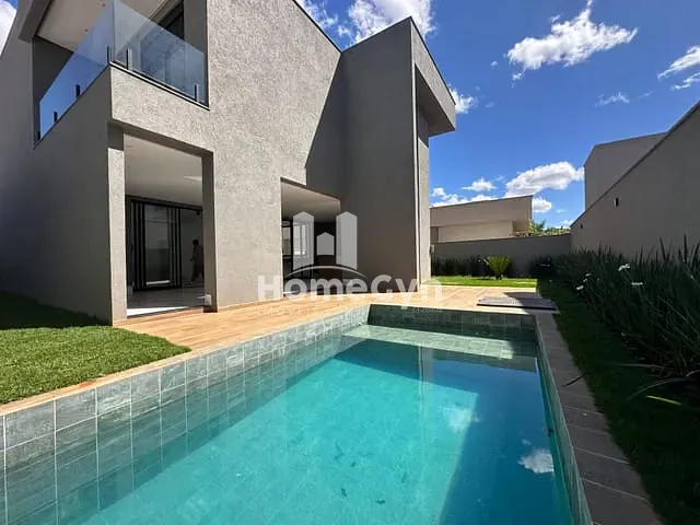 Sobrado com 417m² 4 quartos e 4 banheiros, à venda, no bairro Residencial Goiânia Golfe Clube em Goiânia