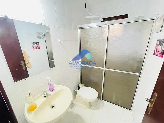 Sobrado com 125m² 3 quartos e 1 banheiro, à venda ou para alugar, no bairro Jardim das Indústrias em São José dos Campos