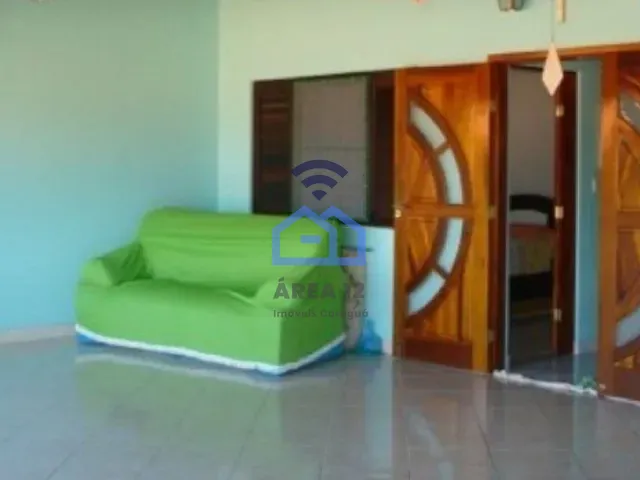Sobrado com 300m² 2 quartos e 2 banheiros, à venda, no bairro Morro do Algodão em Caraguatatuba